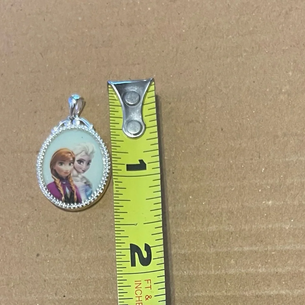 Frozen Sisters Character Pendant/charm